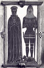 A photo of the memorial of the earl of Warwick and his wife